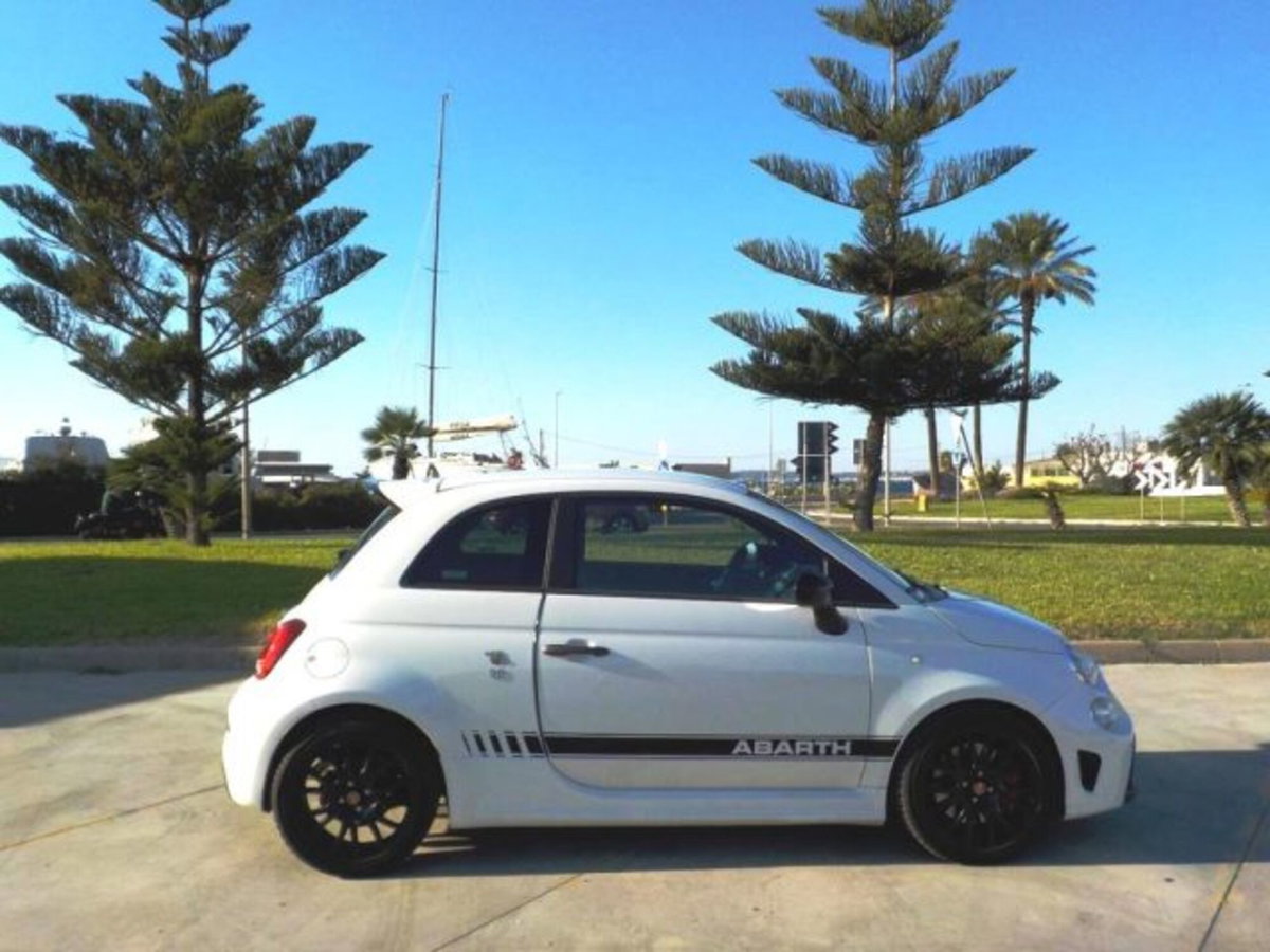 Abarth 595 595 1.4 Turbo T-Jet 180 CV Competizione (4)