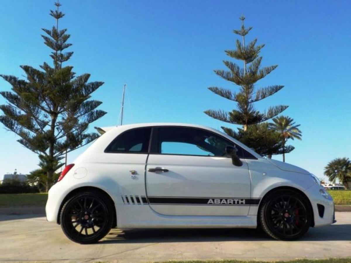 Abarth 595 595 1.4 Turbo T-Jet 180 CV Competizione (5)