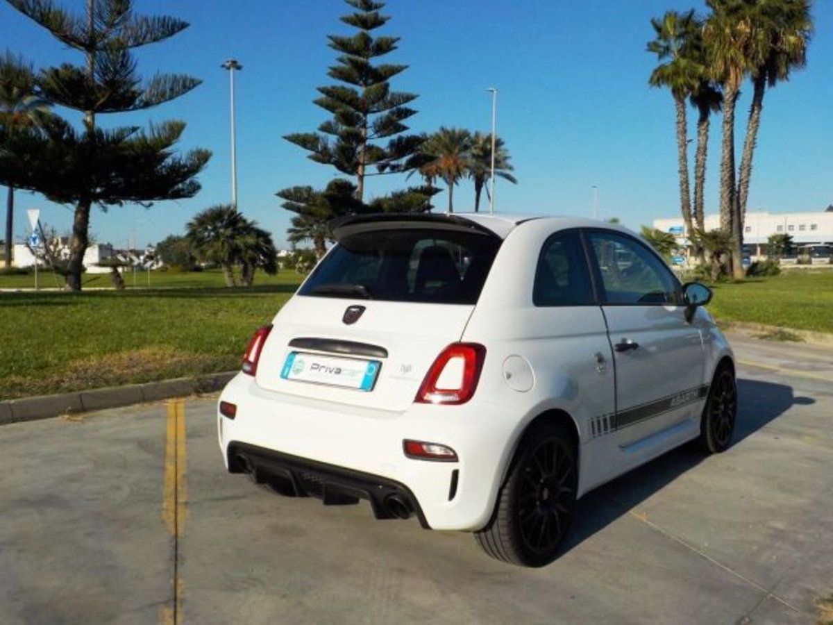 Abarth 595 595 1.4 Turbo T-Jet 180 CV Competizione (6)