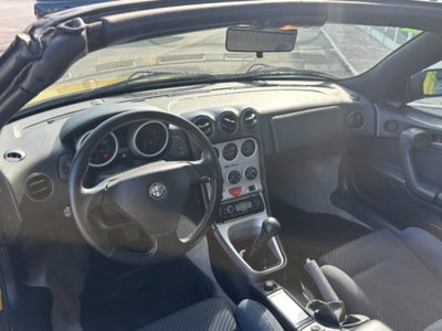 Alfa Romeo Spider 1.8i 16V Twin Spark cat (10)