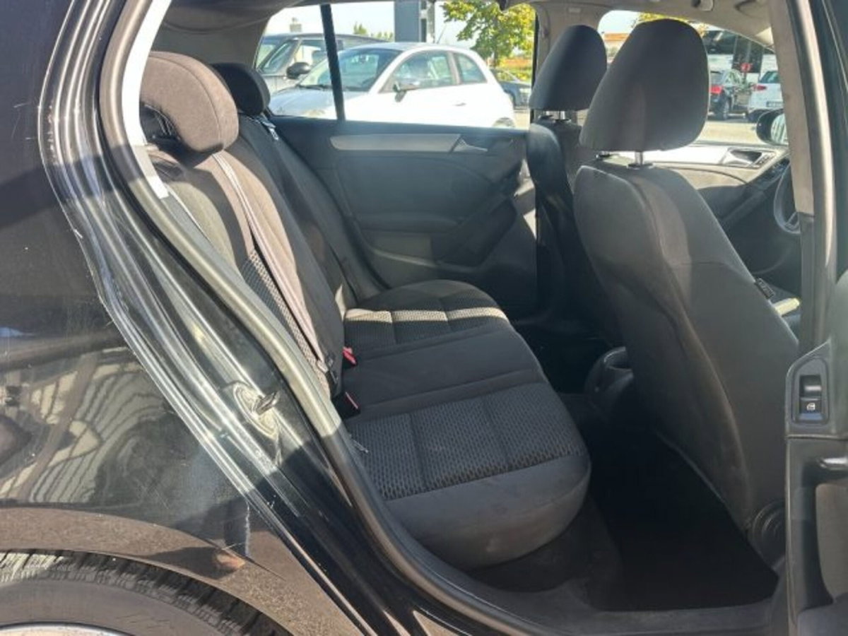 Volkswagen Golf 1.4 5p. United (16)