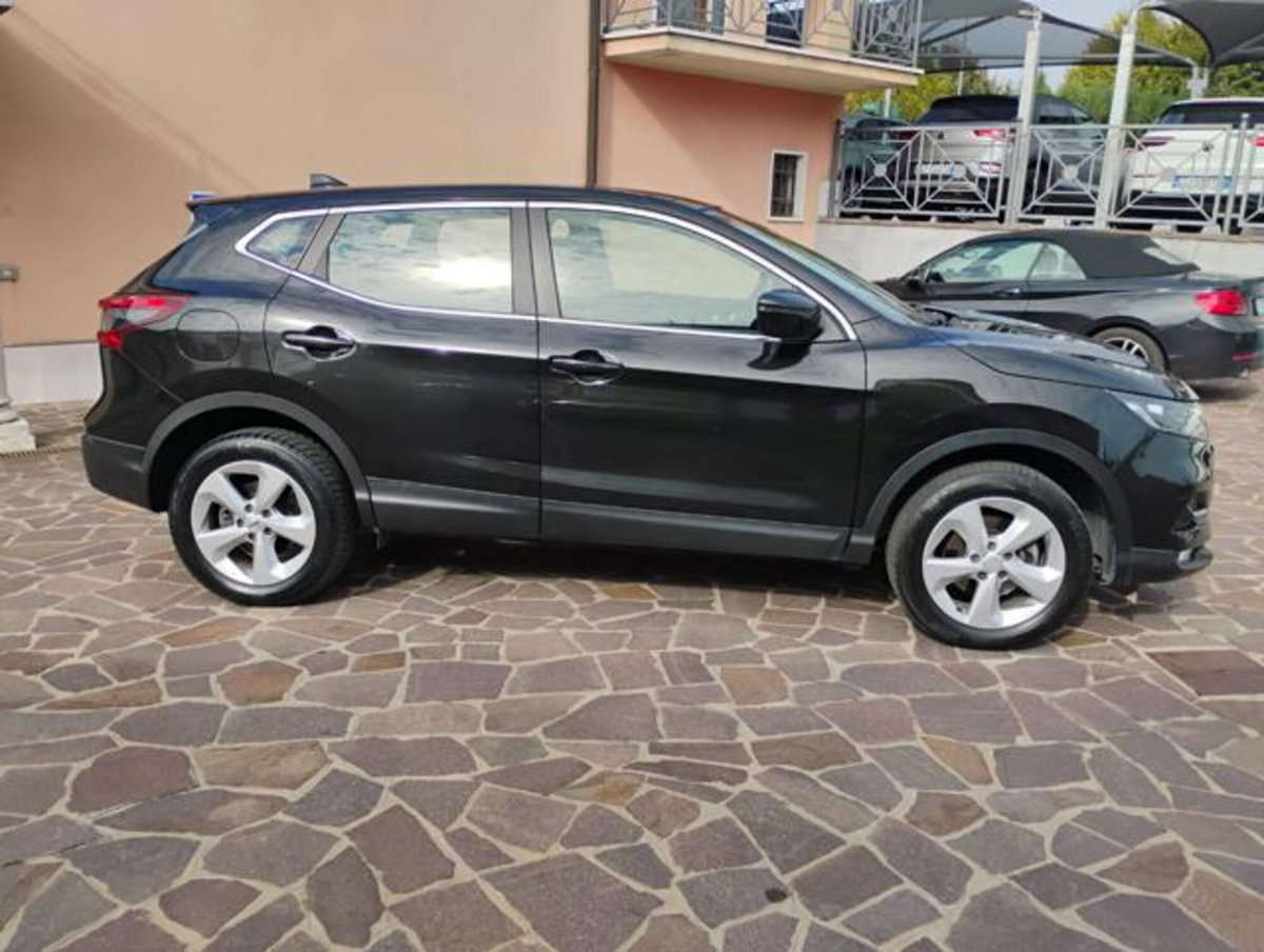 Nissan Qashqai 1.5 dCi 115 CV DCT Business (2)