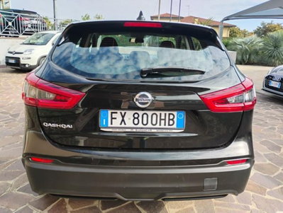 Nissan Qashqai 1.5 dCi 115 CV DCT Business (4)