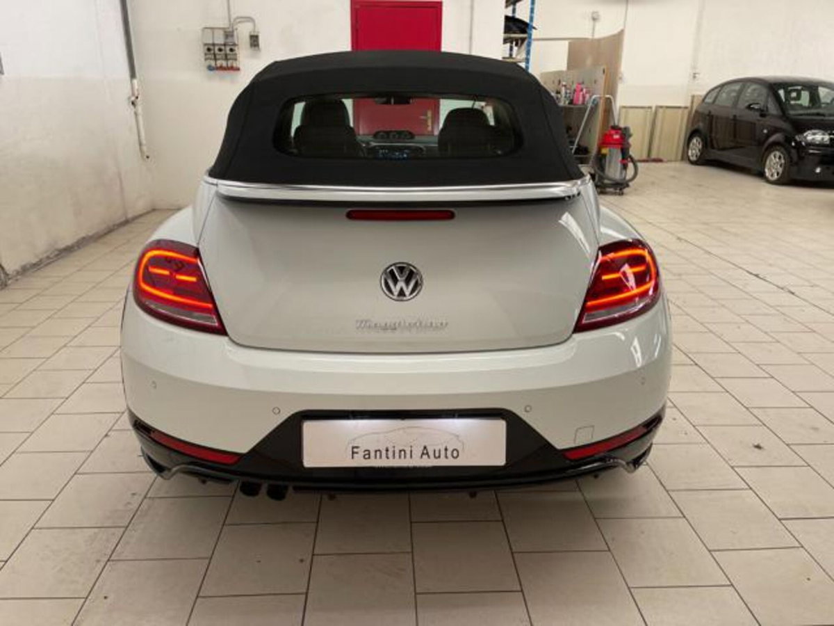 Volkswagen Maggiolino Cabrio 1.4 TSI Sport BlueMotion Technology (4)