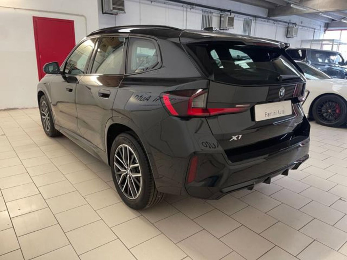 BMW X1 sdrive20d mhev 48V auto (5)