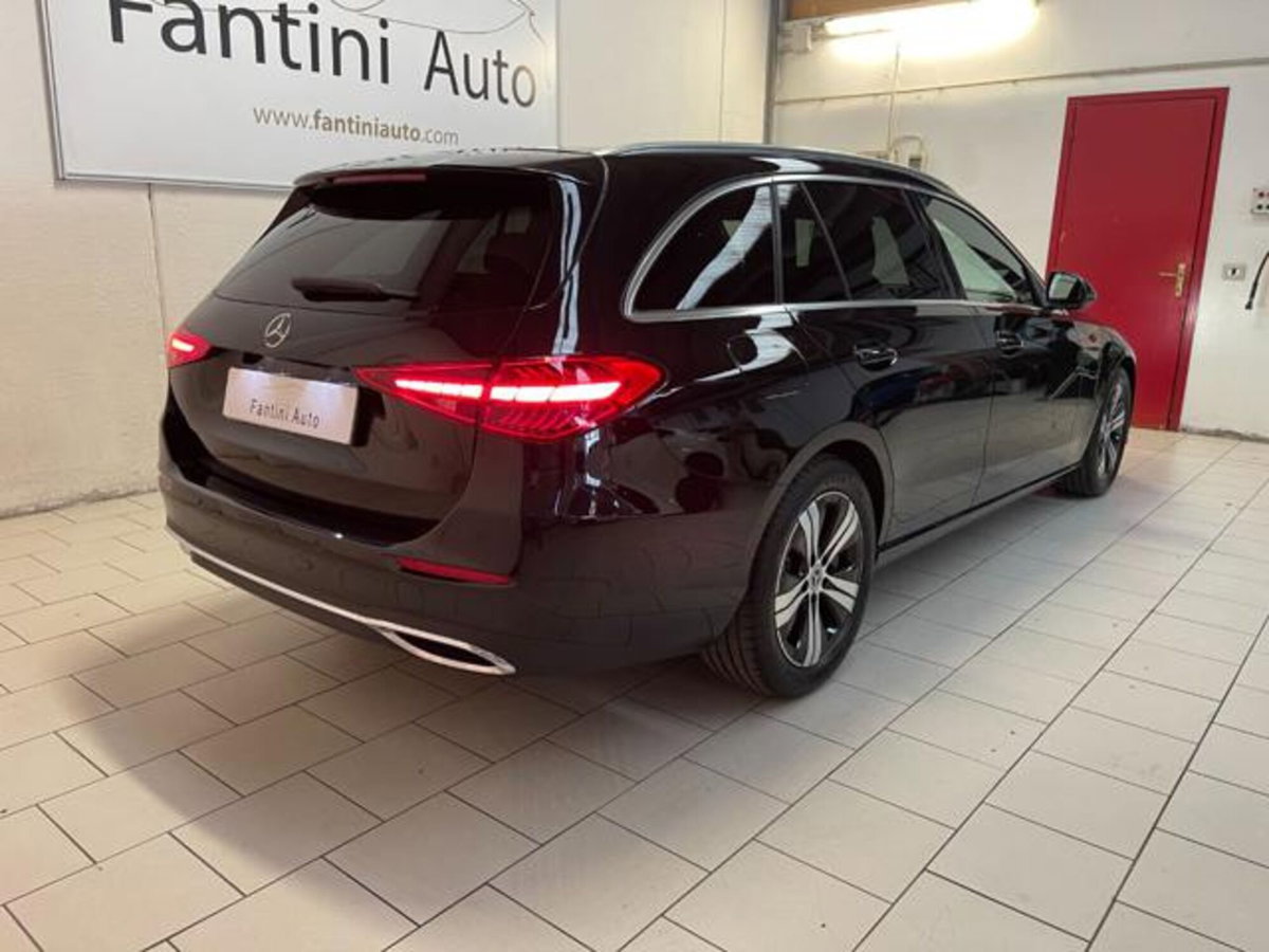 Mercedes-Benz Classe C Station Wagon 220 d mhev Advanced 200cv auto (3)