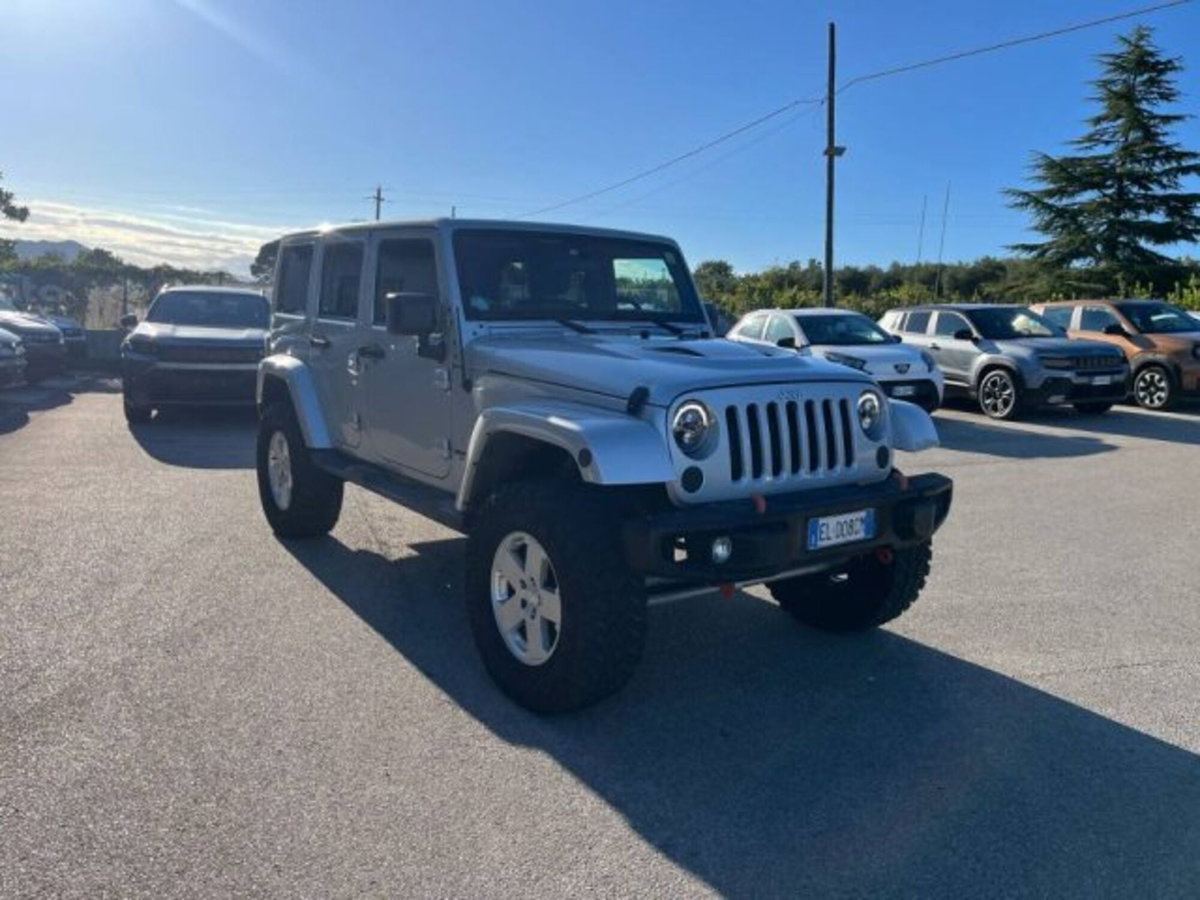 Jeep Wrangler 2.8 CRD DPF Sahara Auto (3)