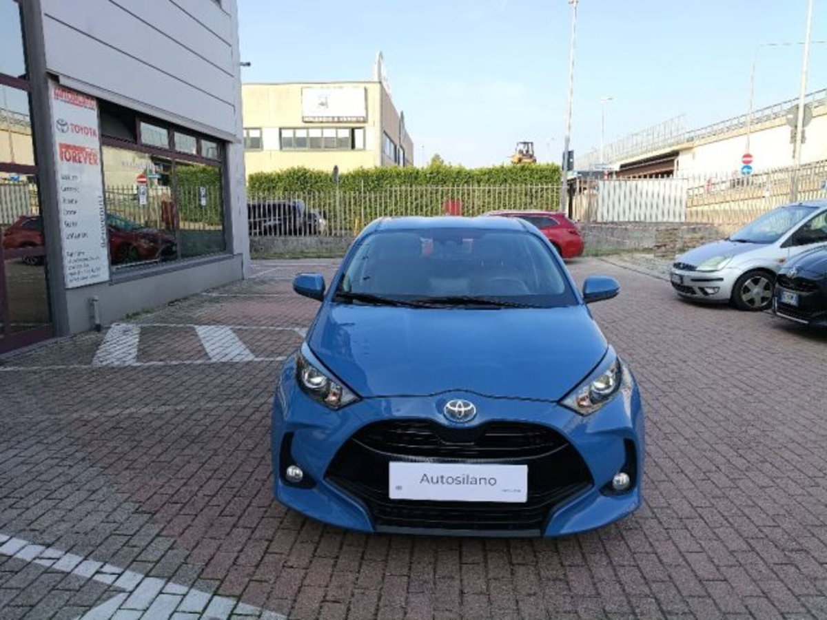 Toyota Yaris Cross 1.5 Hybrid 5p. E-CVT Active (2)
