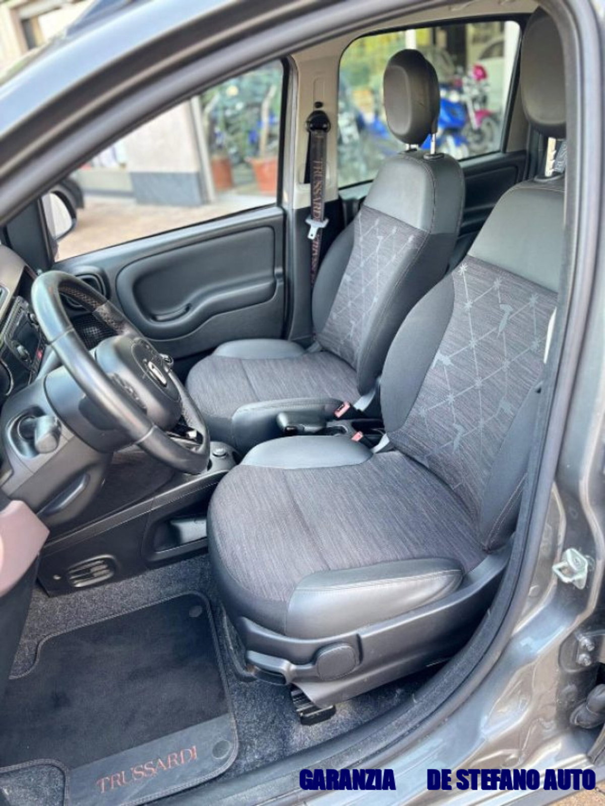 Fiat Panda 1.2 Trussardi (16)