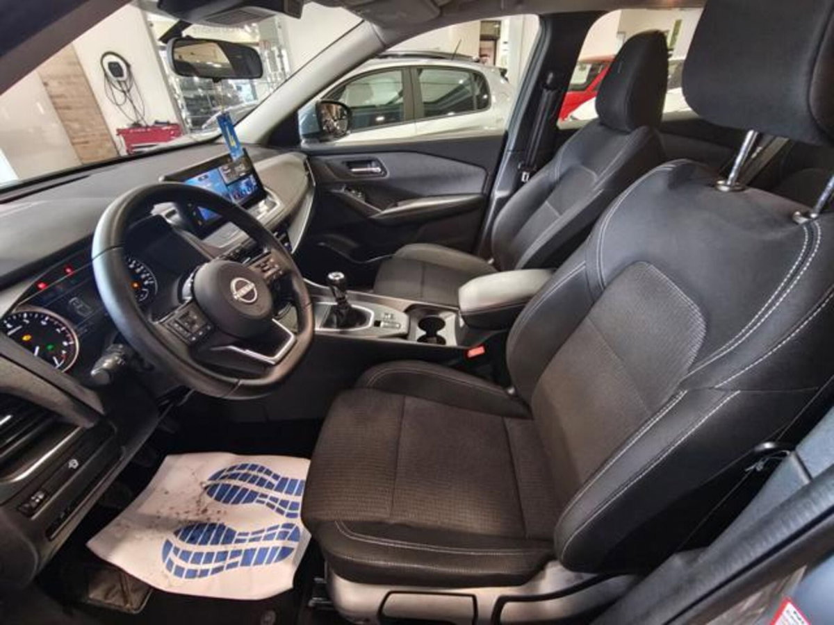 Nissan Qashqai 1.3 mhev Acenta 2wd 140cv (5)