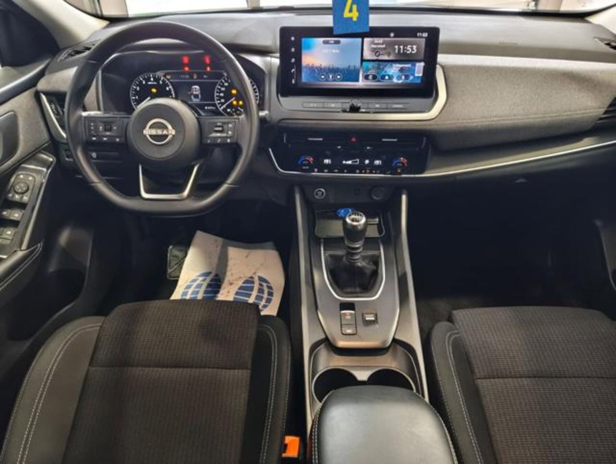 Nissan Qashqai 1.3 mhev Acenta 2wd 140cv (7)