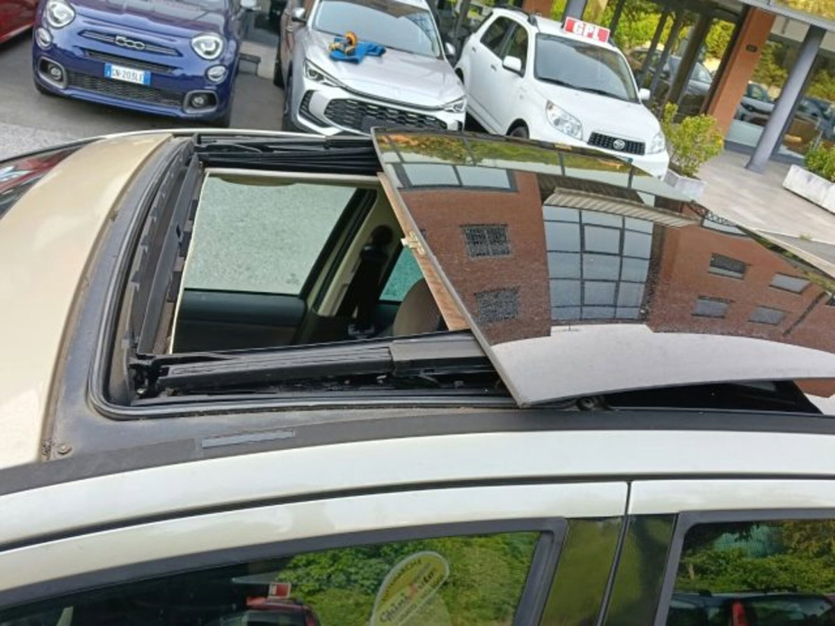 Lancia Musa 1.4 16V Platino (4)