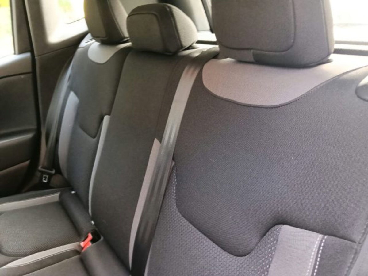 Jeep Renegade 1.6 Mjt 130 CV Limited (15)