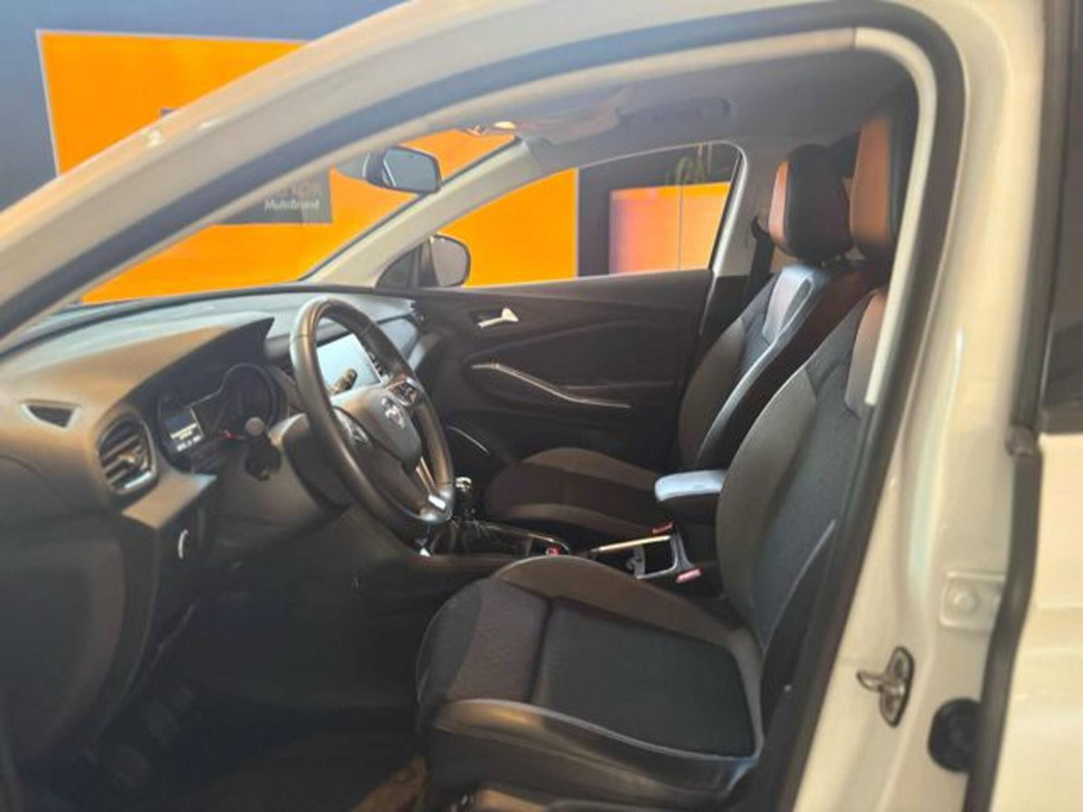 Opel Grandland X 1.5 diesel Ecotec Start&Stop Innovation (13)
