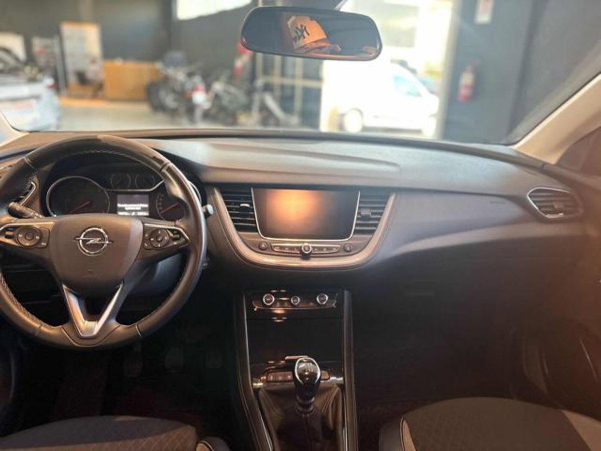 Opel Grandland X 1.5 diesel Ecotec Start&Stop Innovation (9)