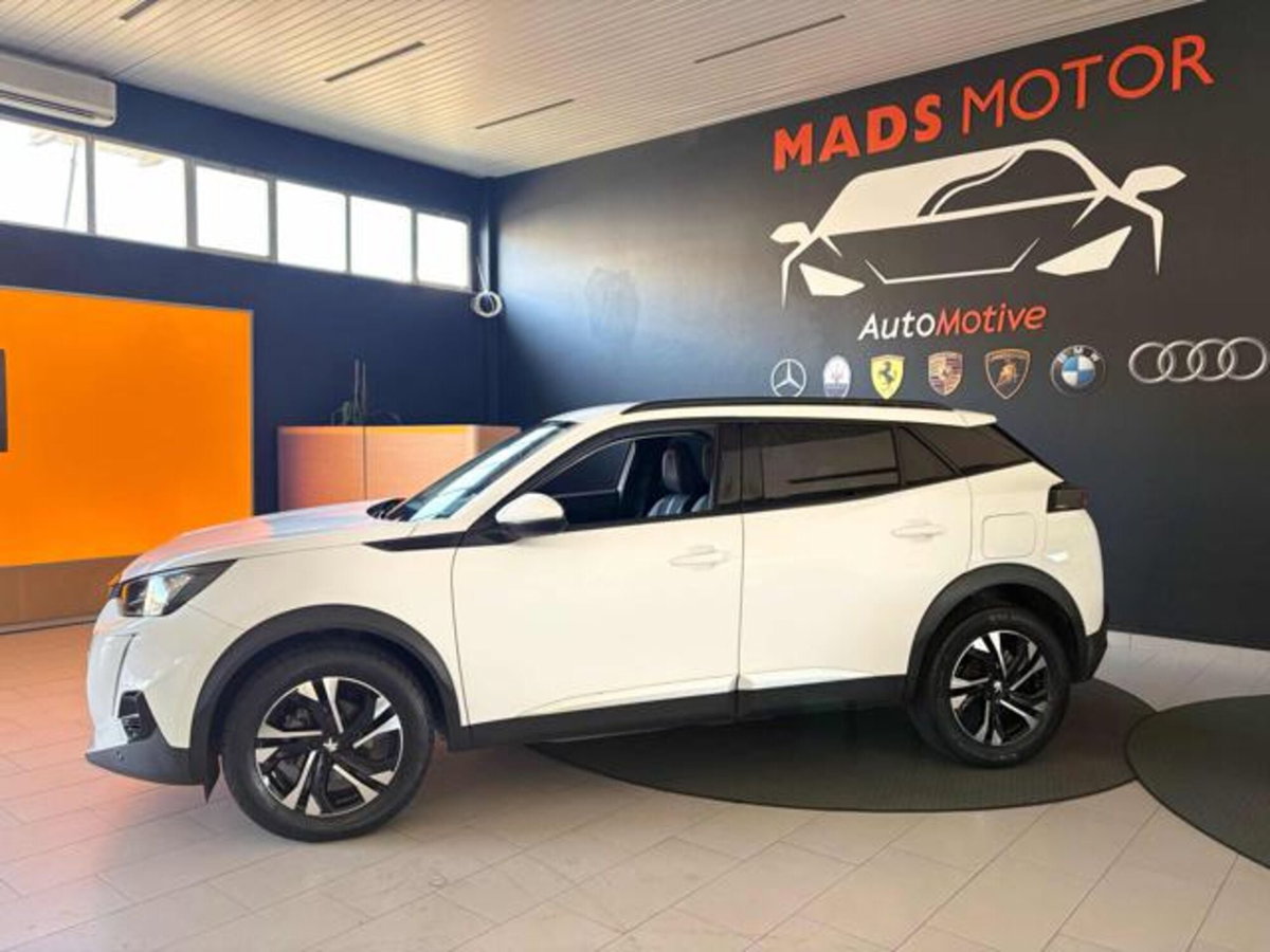 Peugeot 2008 BlueHDi 100 S&S Allure (3)