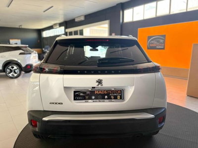 Peugeot 2008 BlueHDi 100 S&S Allure (5)