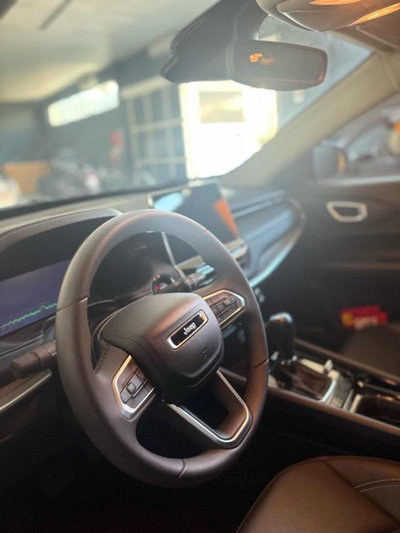 Jeep Compass 1.3 T4 190CV PHEV AT6 4xe Business Plus (9)