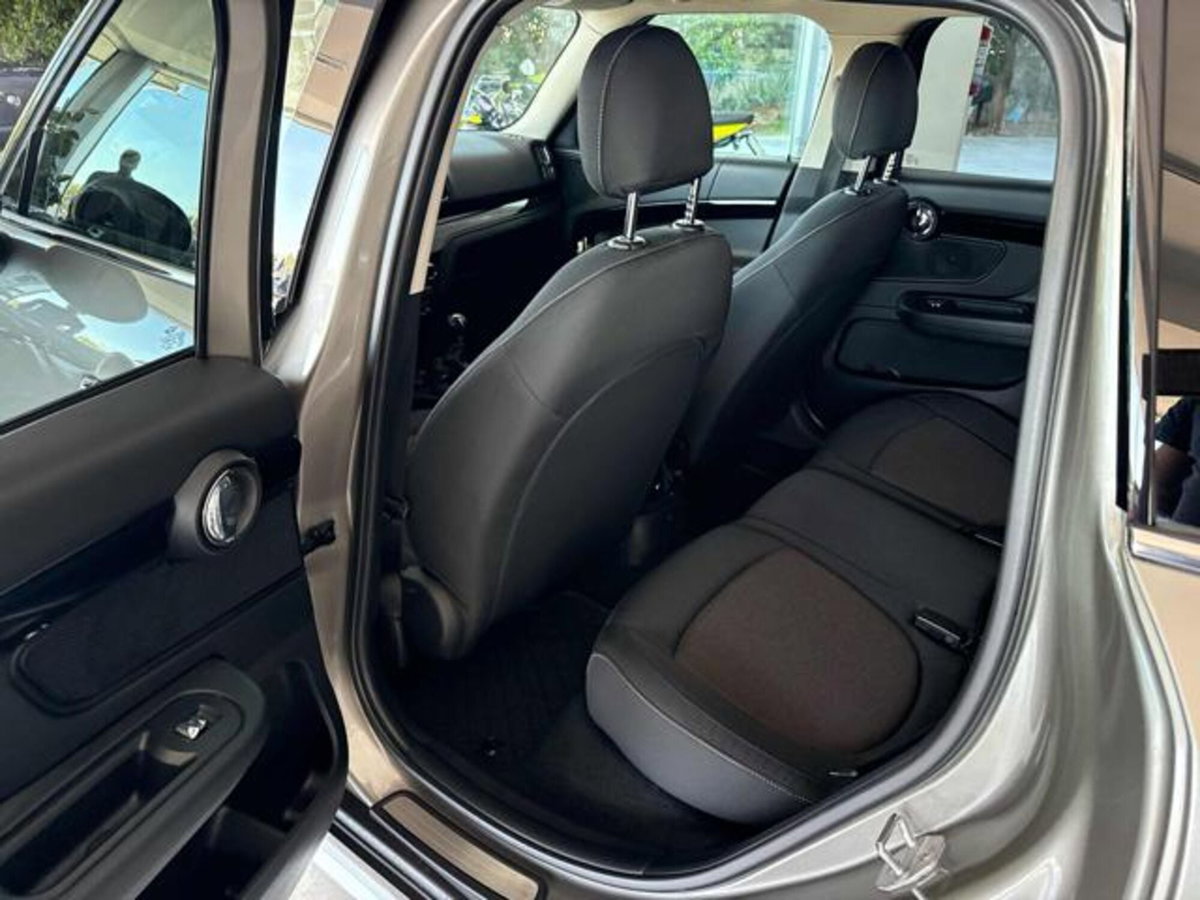MINI Mini Countryman 2.0 Cooper D Business Countryman (8)