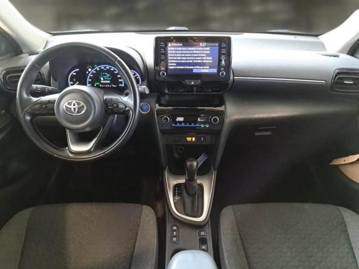 Toyota Yaris Cross 1.5h GR Sport Black Sky fwd 116cv e-cvt (7)