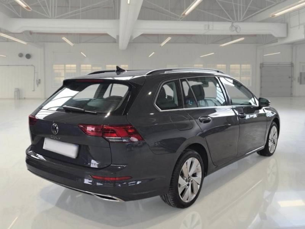 Volkswagen Golf Variant 1.5 eTSI EVO ACT DSG Style (4)