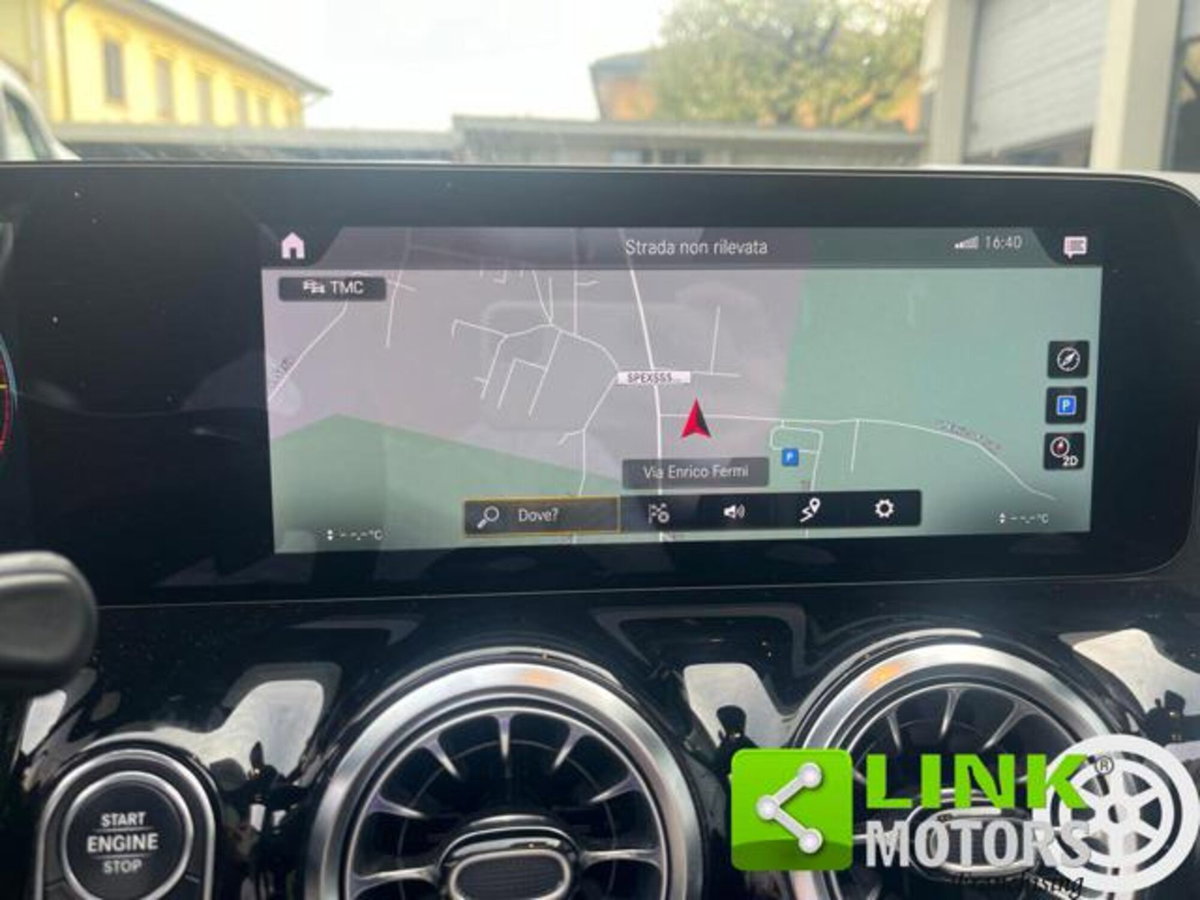 Mercedes-Benz GLA SUV 200 d Executive 4matic auto (16)