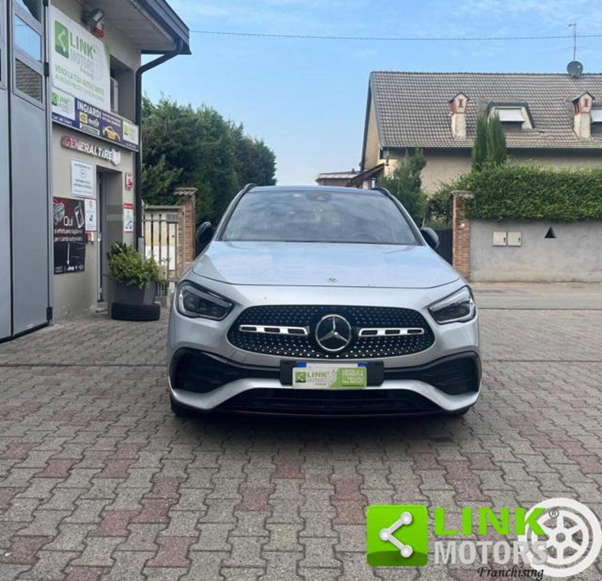 Mercedes-Benz GLA SUV 200 d Executive 4matic auto (3)