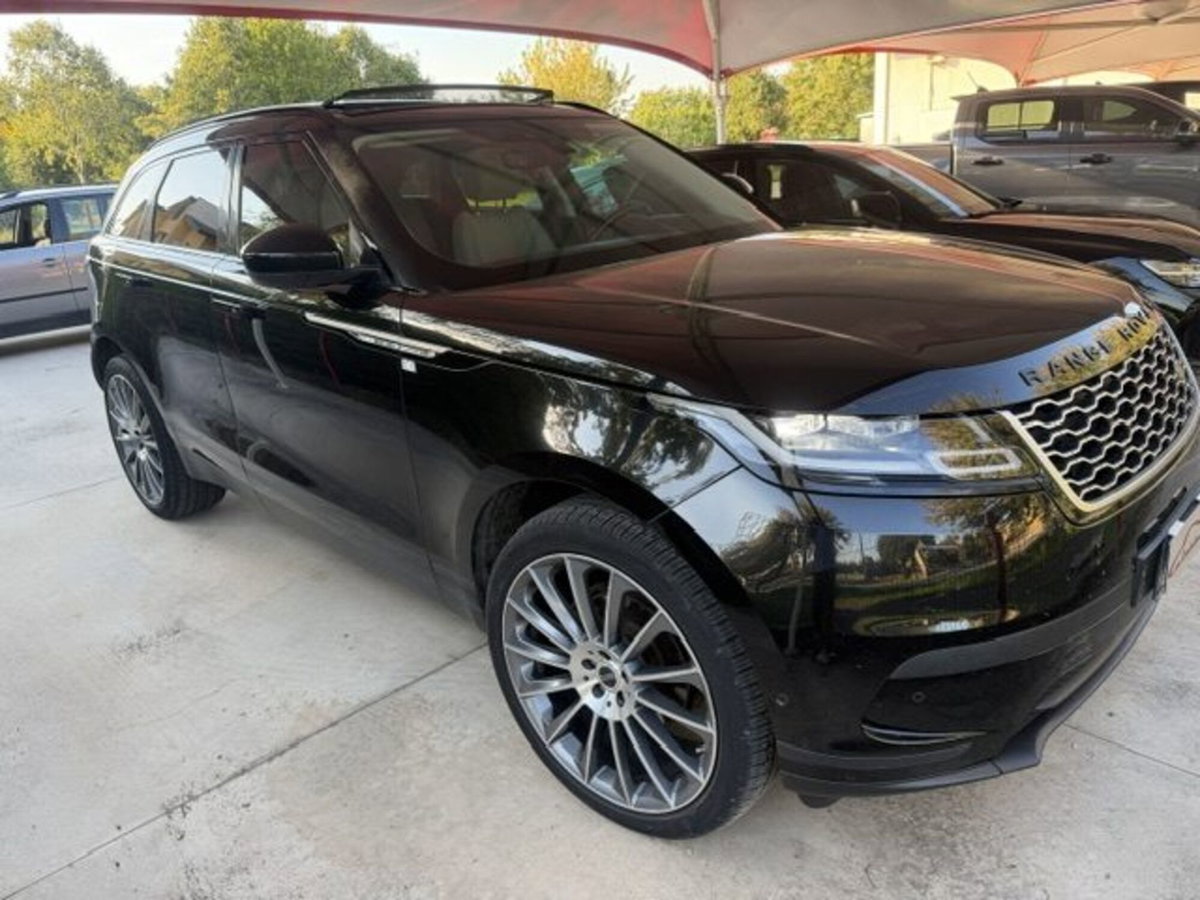Land Rover Range Rover Velar 2.0D I4 240 CV (5)