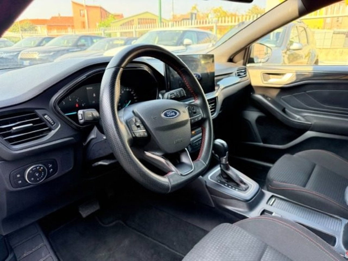 Ford Focus Station Wagon 1.0 EcoBoost Hybrid 125 CV Powershift SW ST-Line Style (5)