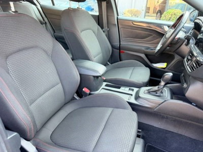 Ford Focus Station Wagon 1.0 EcoBoost Hybrid 125 CV Powershift SW ST-Line Style (9)