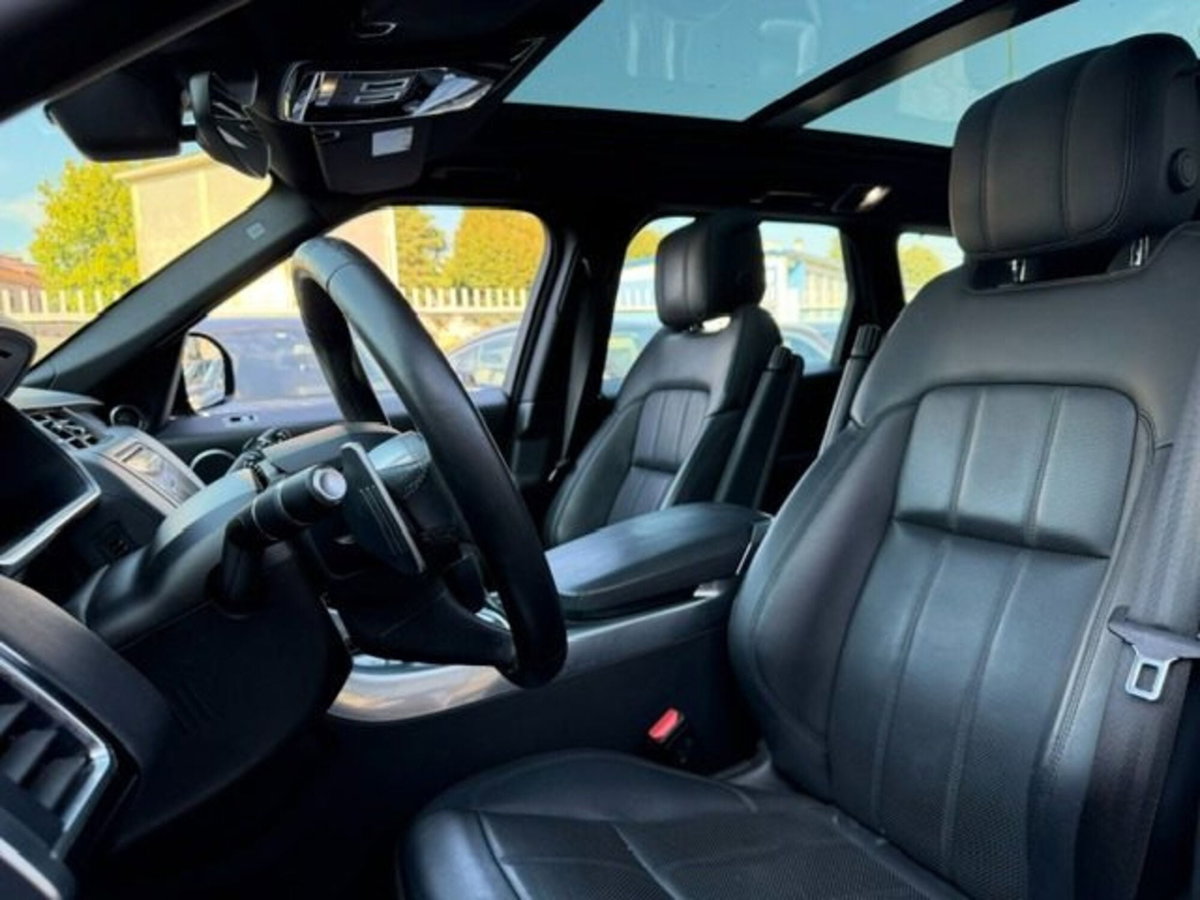 Land Rover Range Rover Sport 3.0D l6 249 CV HSE Dynamic Stealth (10)