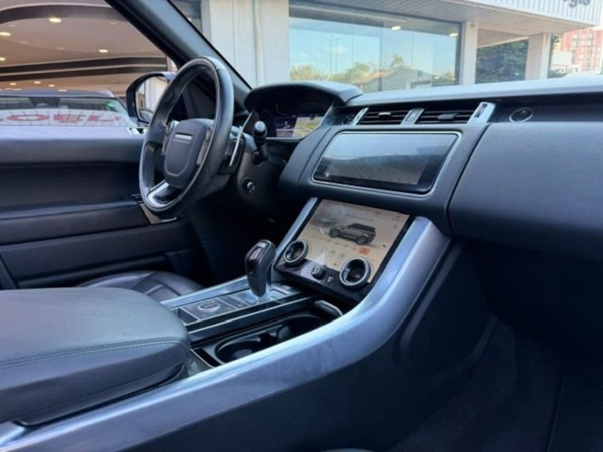 Land Rover Range Rover Sport 3.0D l6 249 CV HSE Dynamic Stealth (15)