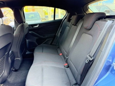 Ford Focus 1.0 EcoBoost Hybrid 155 CV 5p. ST-Line X (7)