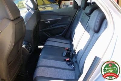 Peugeot 3008 BlueHDi 120 S&S Allure (10)