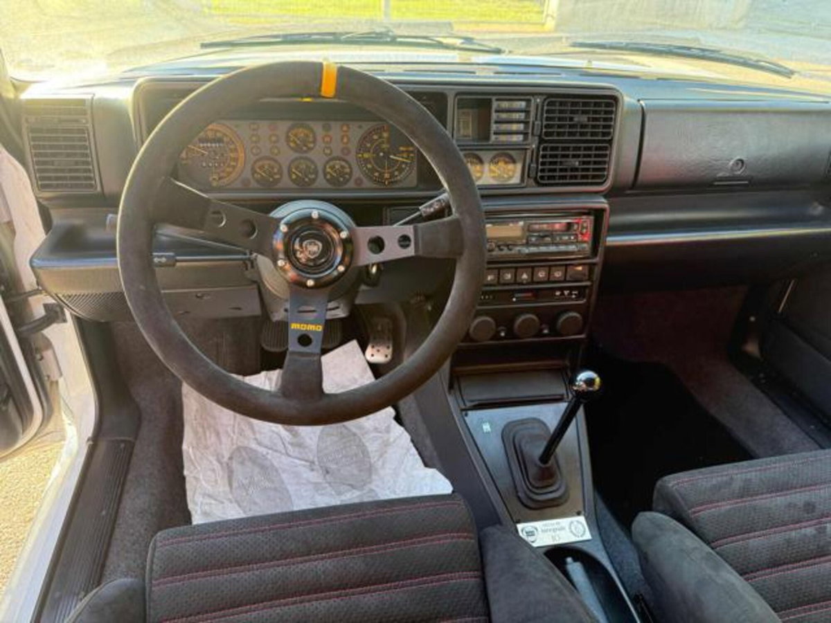 Lancia Delta turbo 16V HF integrale 5 (5)