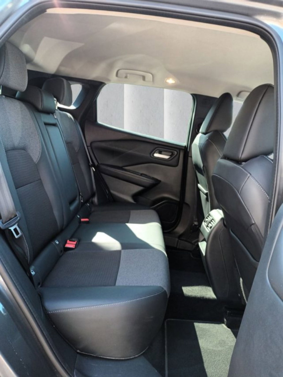 Nissan Qashqai 1.3 mhev N-Connecta 2wd 158cv (10)