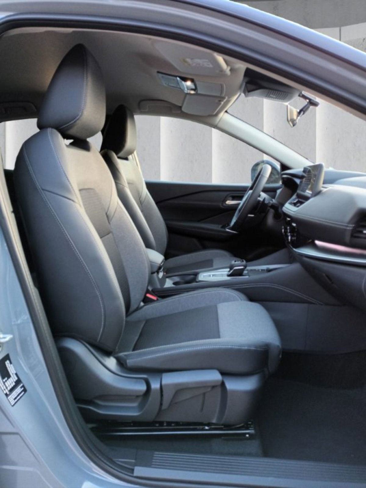 Nissan Qashqai 1.3 mhev N-Connecta 2wd 158cv (11)