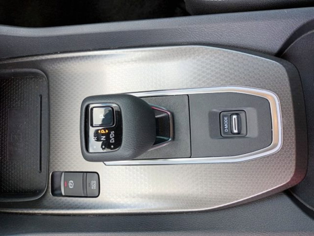 Nissan Qashqai 1.3 mhev N-Connecta 2wd 158cv (17)