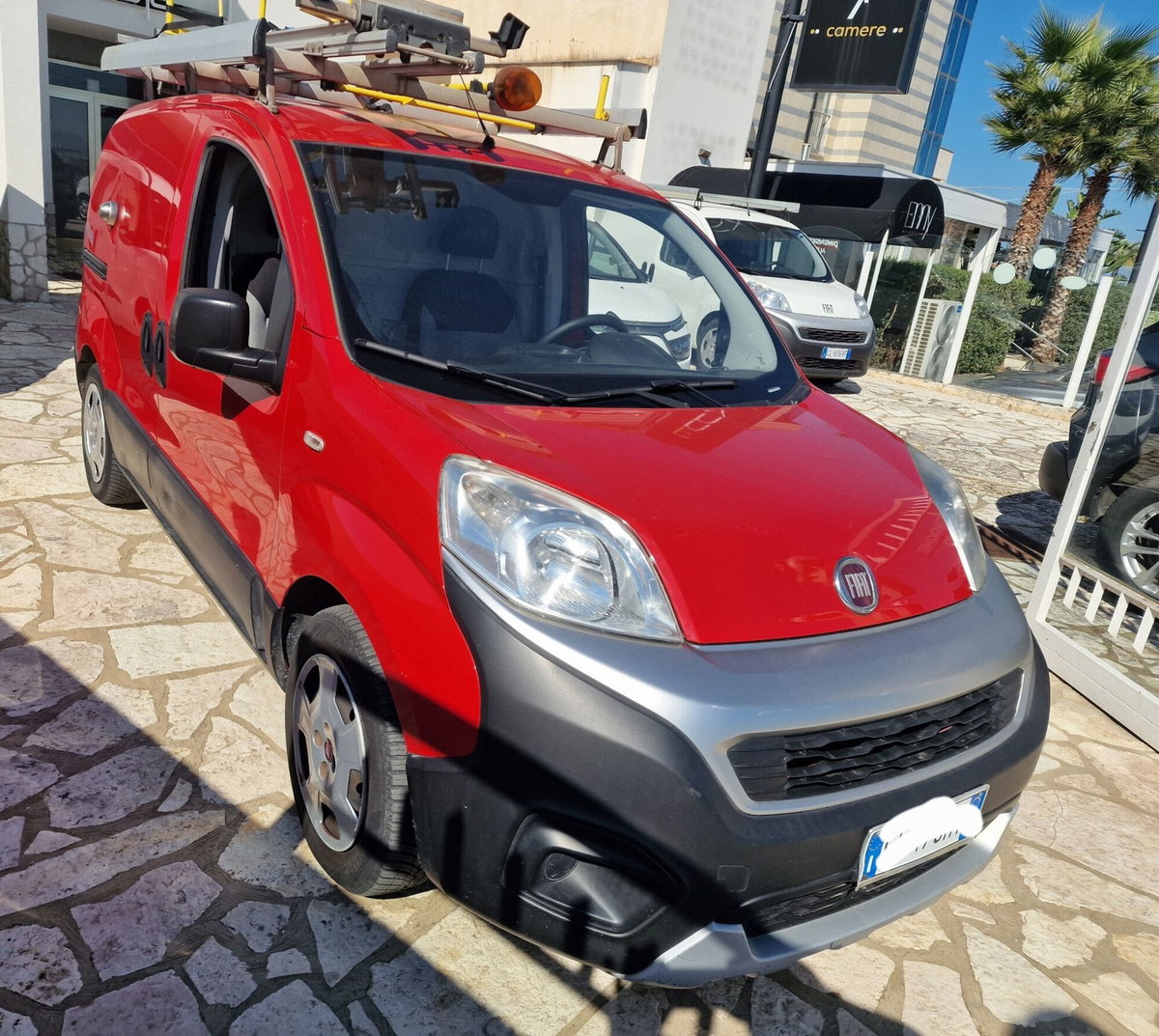 Fiat Fiorino 1.3 MJT 95CV Combi Semi Adventure (4)