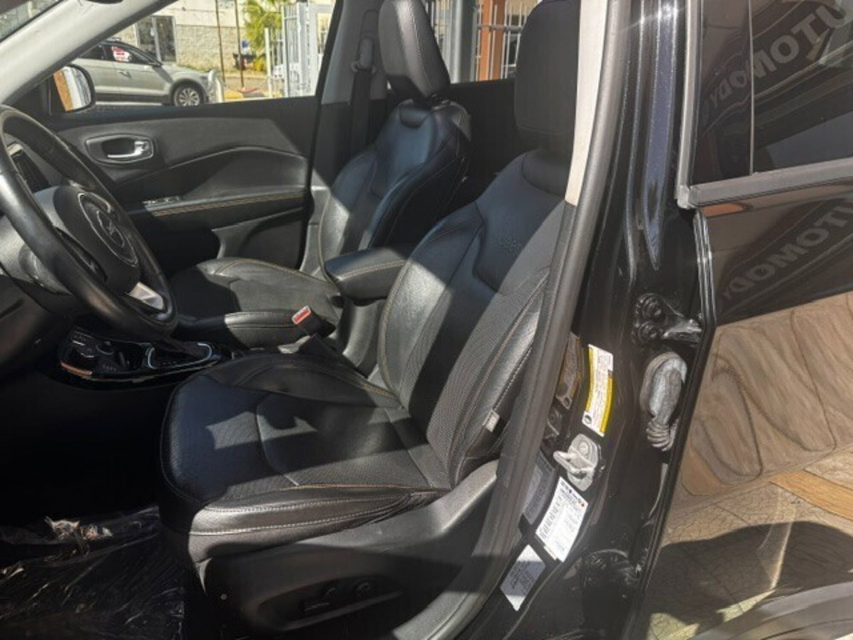 Jeep Compass 2.0 Multijet II aut. 4WD Limited (13)