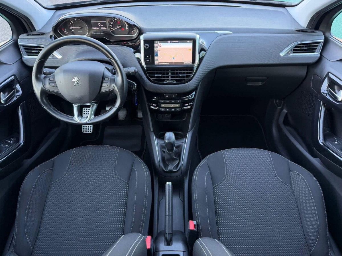 Peugeot 208 82 3 porte Allure (6)