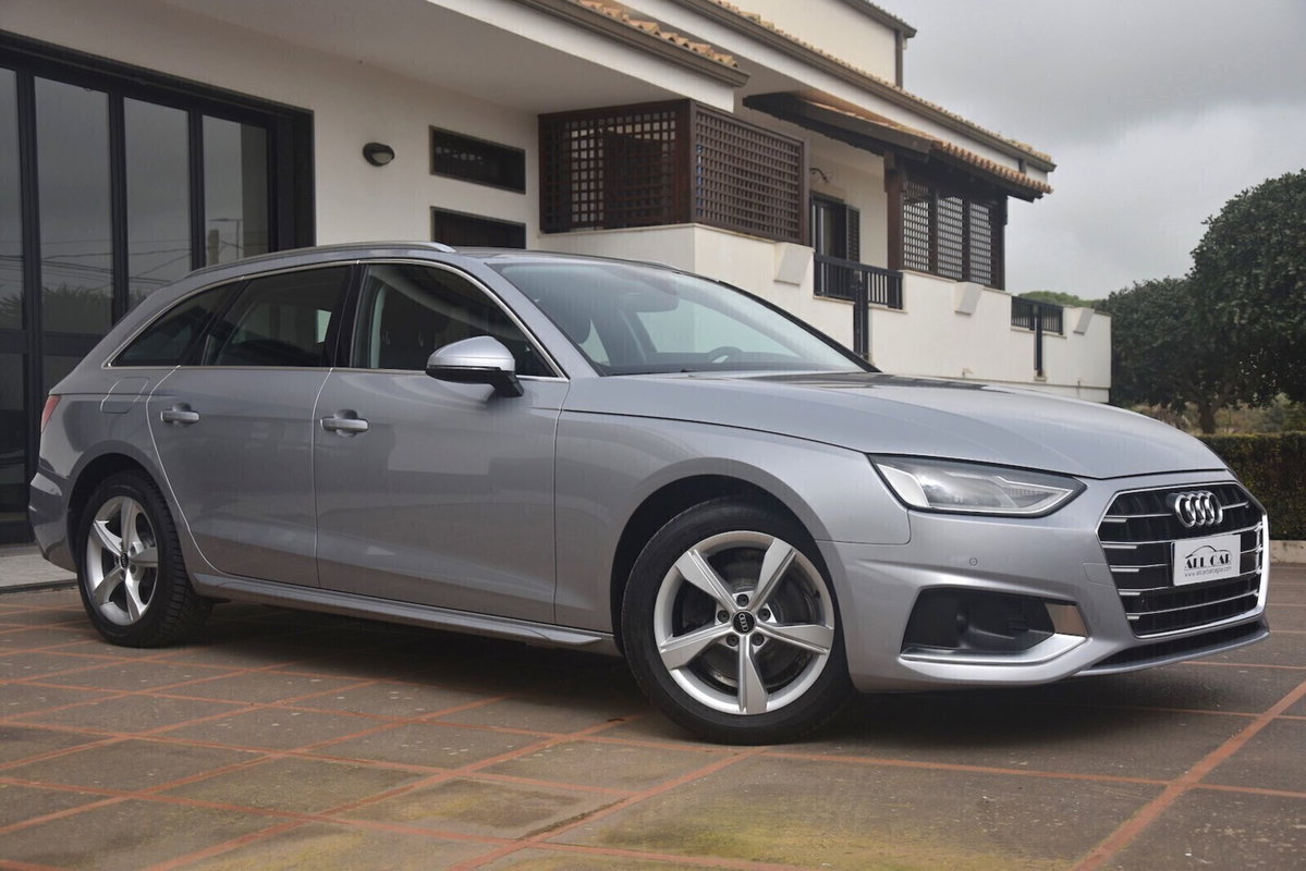 Audi A4 Avant 35 2.0 tdi mhev Business Advanced 163cv s-tronic