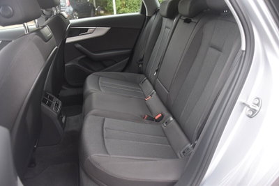 Audi A4 Avant 35 2.0 tdi mhev Business Advanced 163cv s-tronic (9)