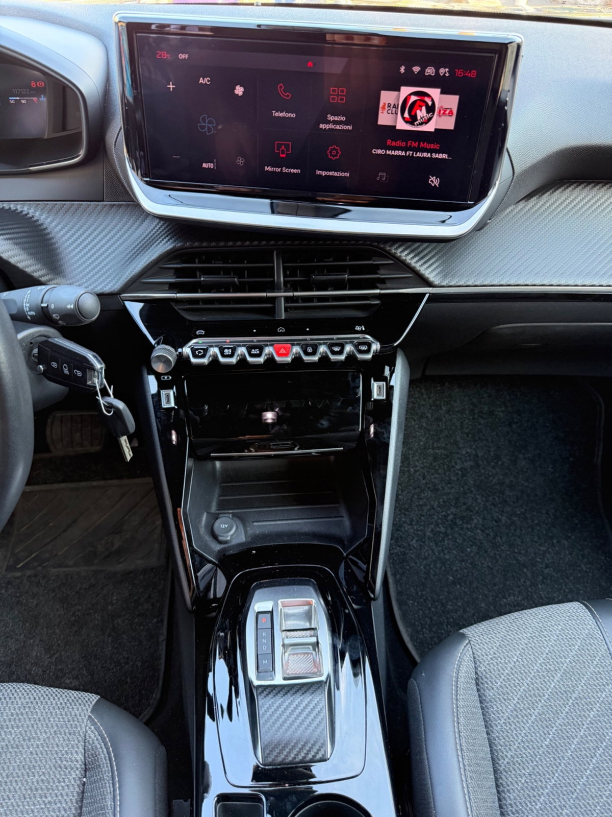 Peugeot 2008 BlueHDi 130 S&S EAT8 Allure Pack (16)