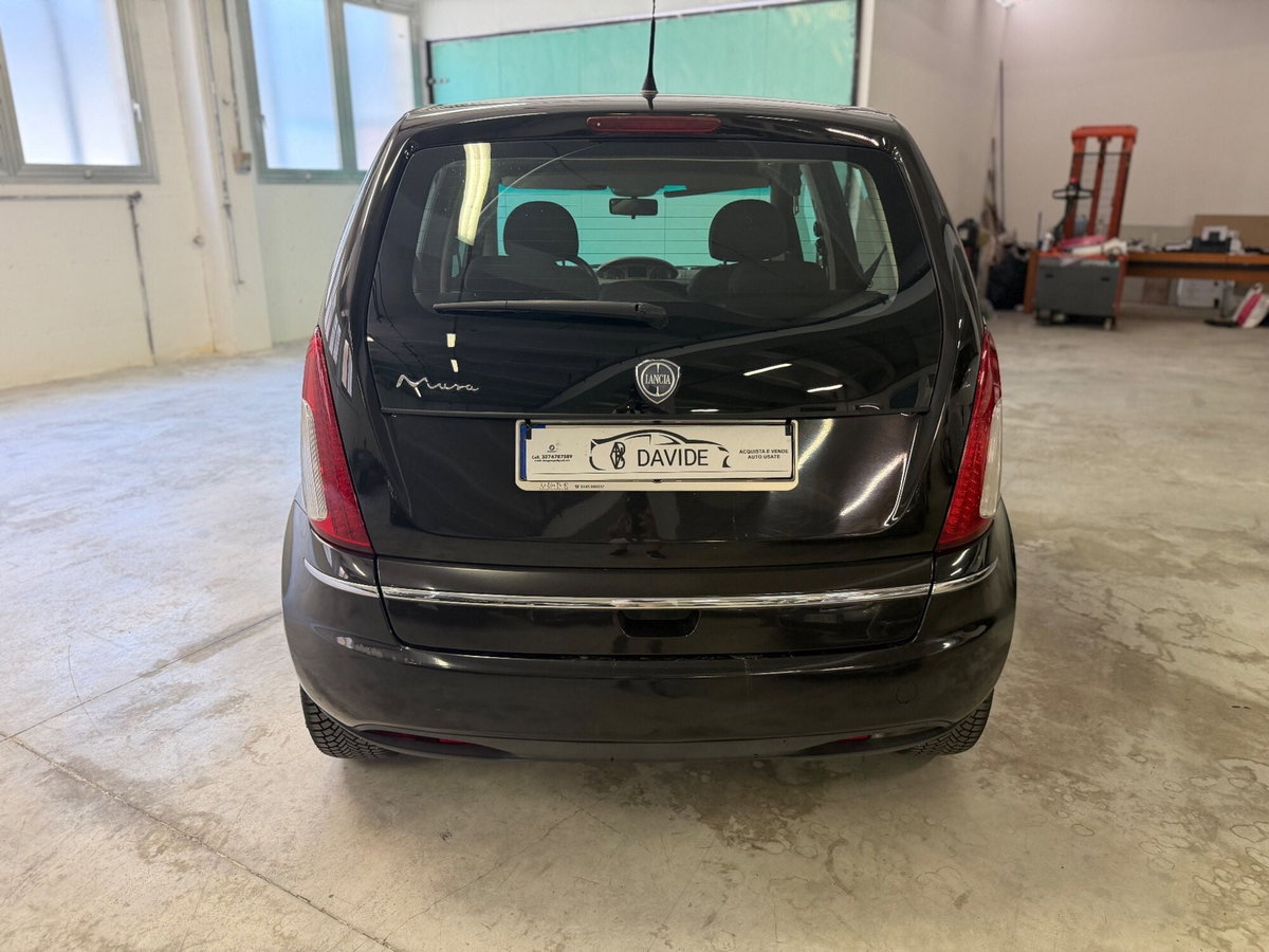 Lancia Musa 1.6 Multijet Oro (4)