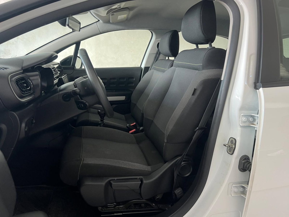 Citroen C3 BlueHDi 100 S&S Shine (18)