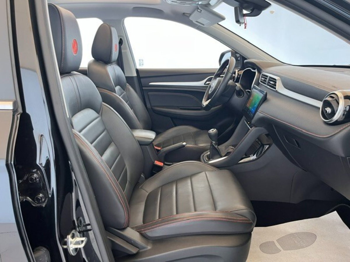 Mg ZS ZS 1.0 Luxury (16)