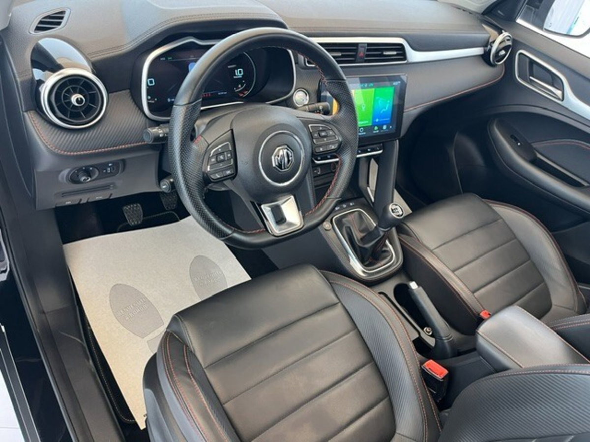 Mg ZS ZS 1.0 Luxury (9)