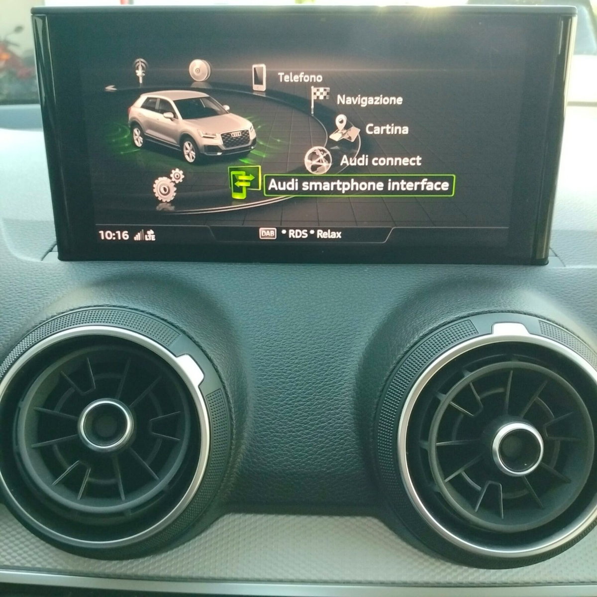 Audi Q2 Q2 30 TDI S tronic S line Edition (13)