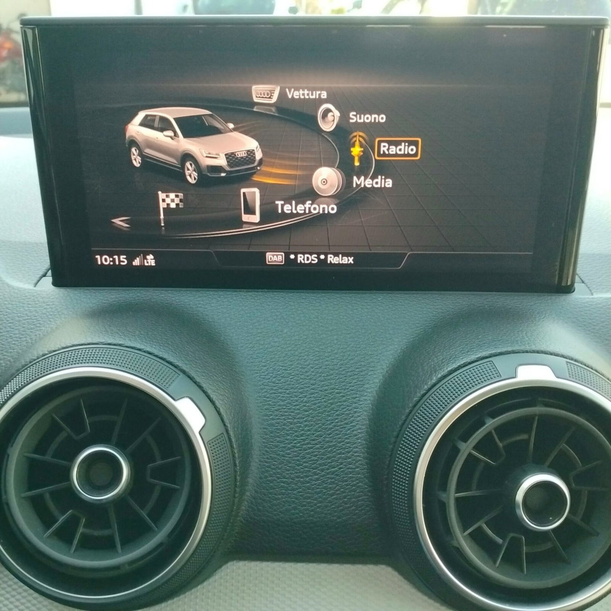 Audi Q2 Q2 30 TDI S tronic S line Edition (16)